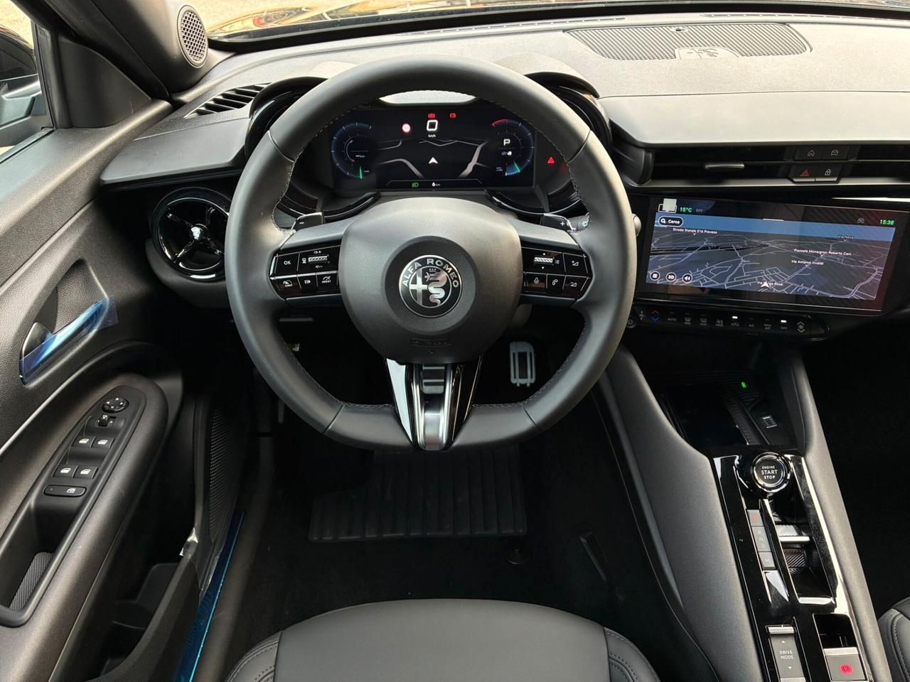 Alfa Romeo Junior 1.2 145 CV Hybrid Speciale TECHNO