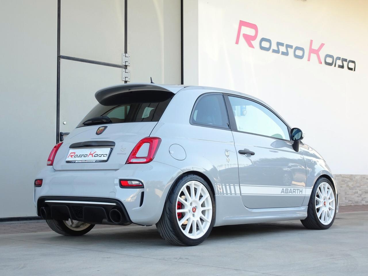 ABARTH 595 esseesse 70th 180CV AKRAPOVIC/CARPLAY