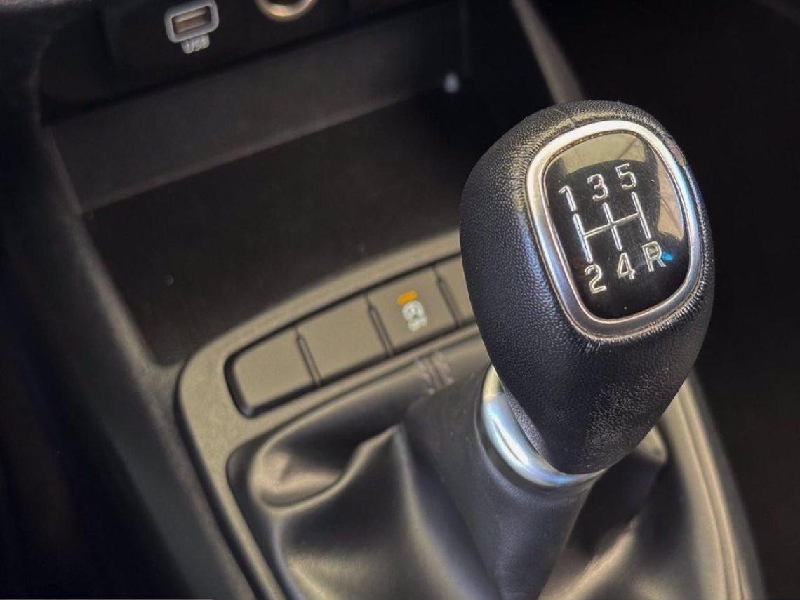 HYUNDAI i10 1 0 mpi connectline navi pack