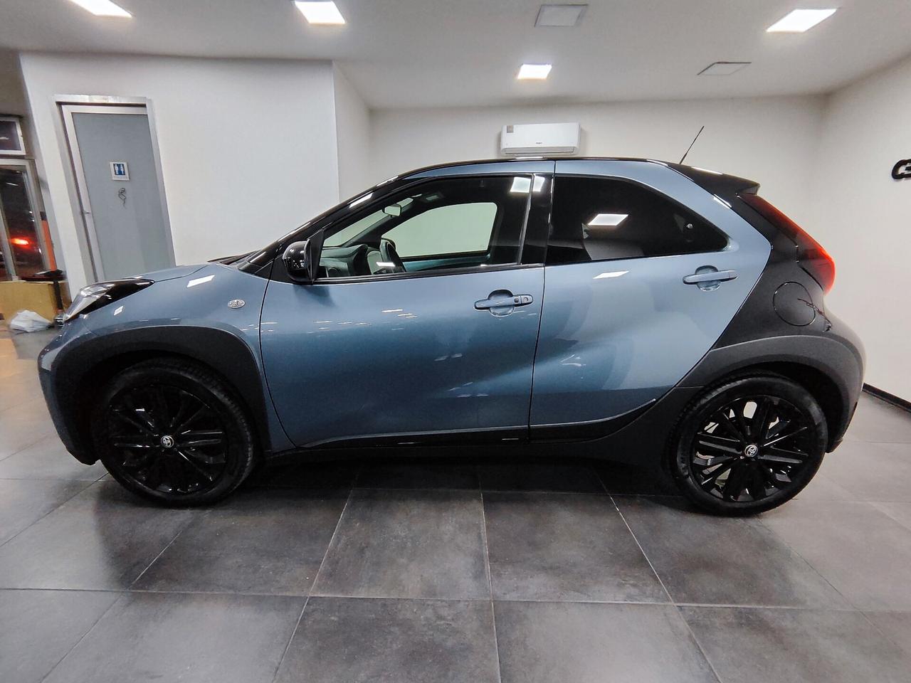 Toyota Aygo X 1.0 72 CV 5 porte JBL Special Edition UNICO PROPRIETARIO