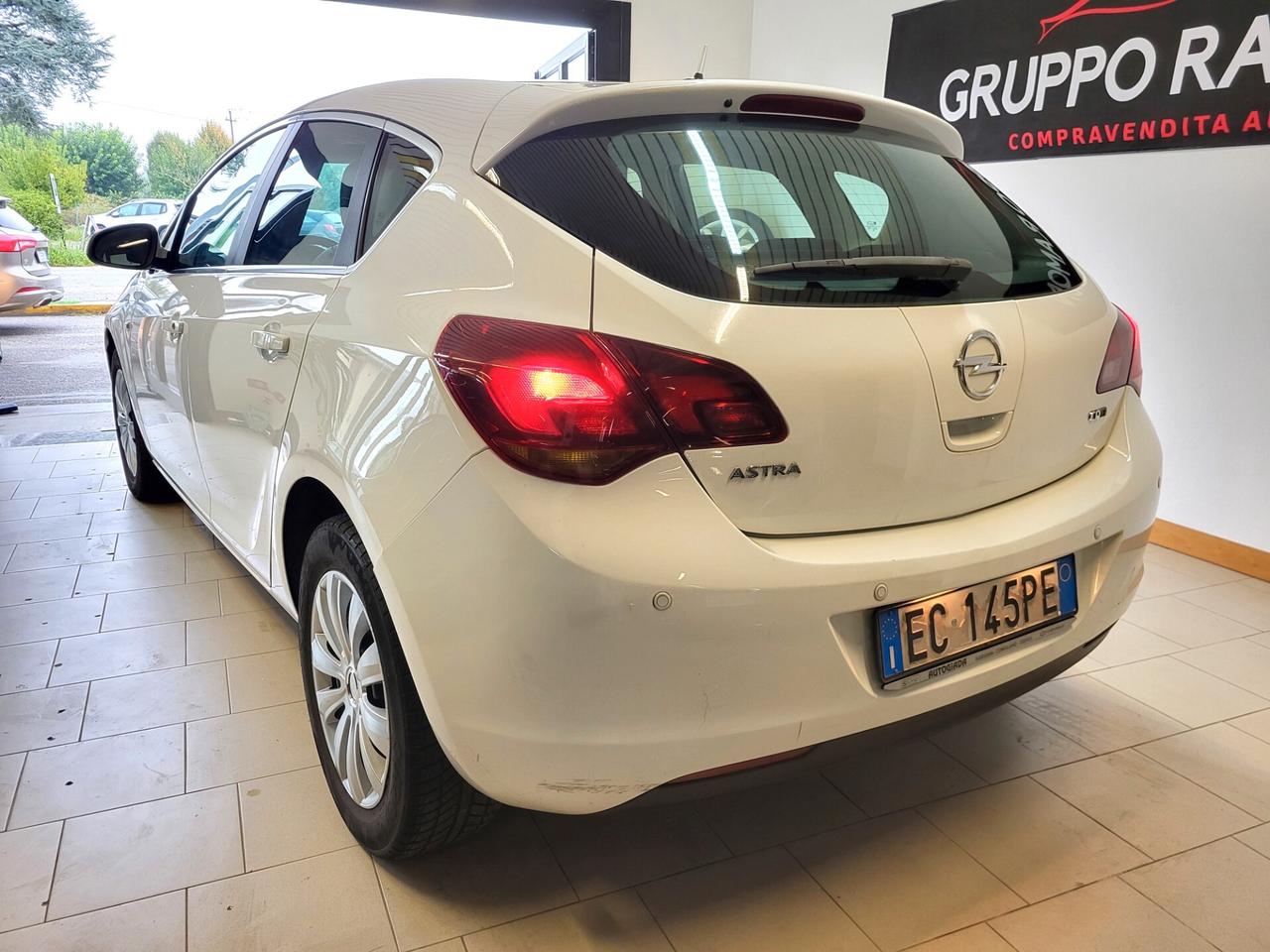 Opel Astra 1.7 CDTI 125CV 5 porte Elective