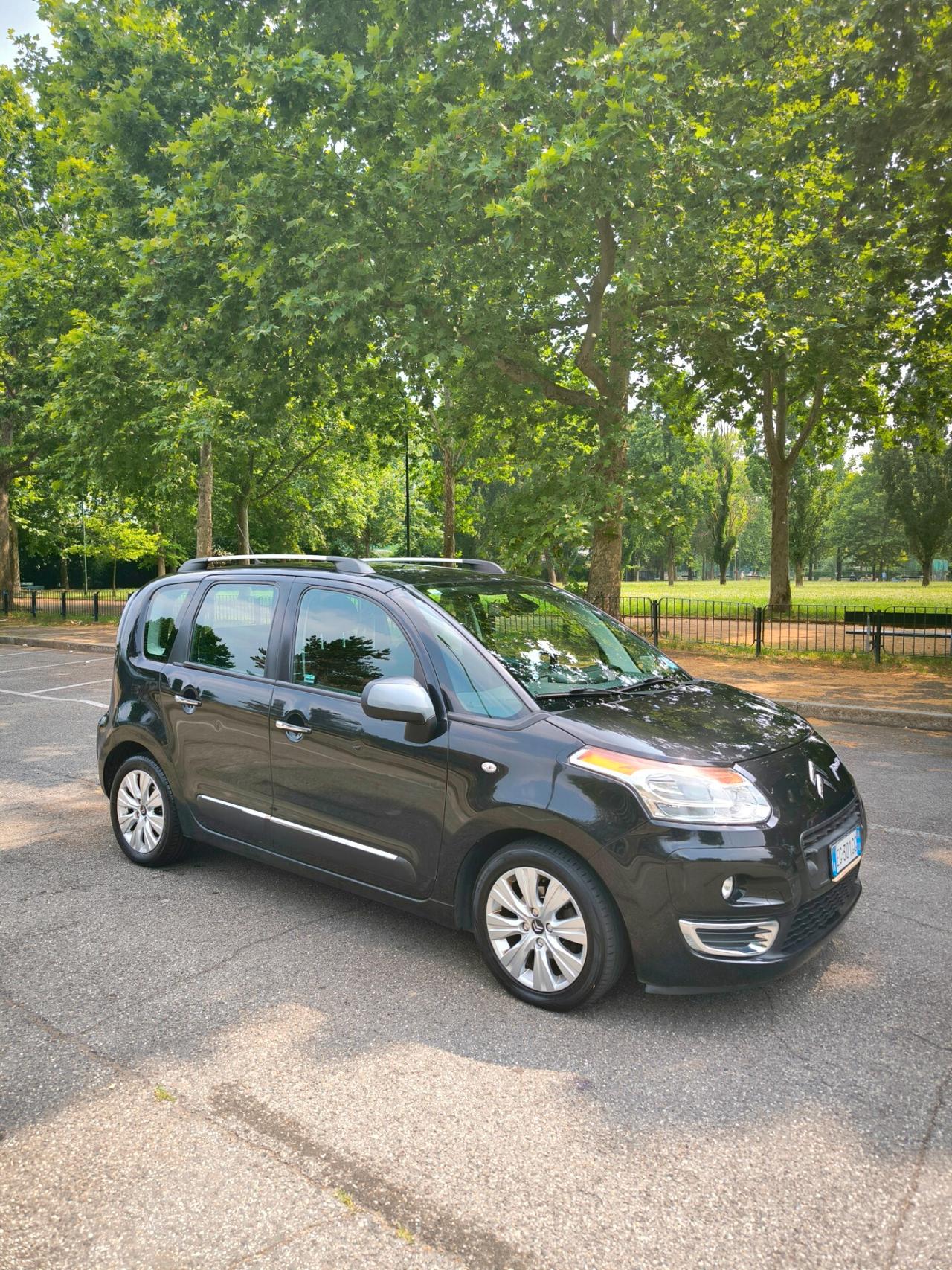 Citroen C3 Picasso 1.4 VTi 95 Exclusive Theatre con 61000 KM ORIGINALI