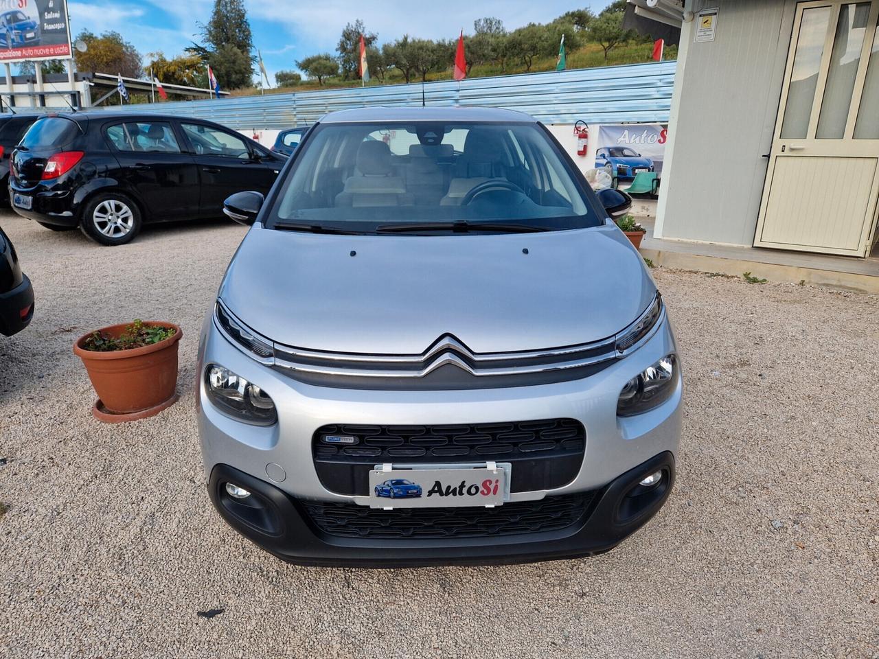 Citroen C3 PureTech 1.2 Live Edition