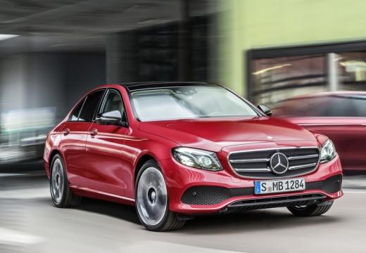 Mercedes-Benz Classe E - W213 Berlina - E 220 d Business Sport 4matic auto