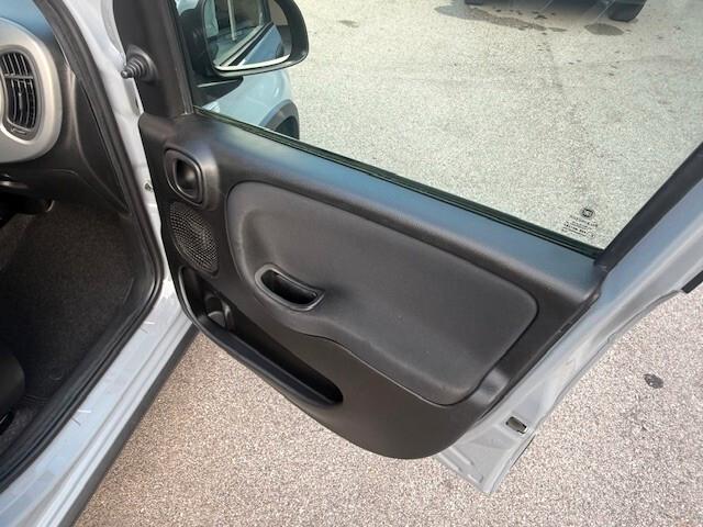 Fiat Panda 1.0 FireFly S&S Hybrid adatta a neopatentati