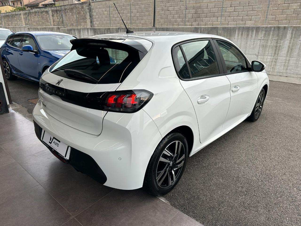 Peugeot 208 5 Porte 208 1.2 puretech Active Pack s&s 75cv