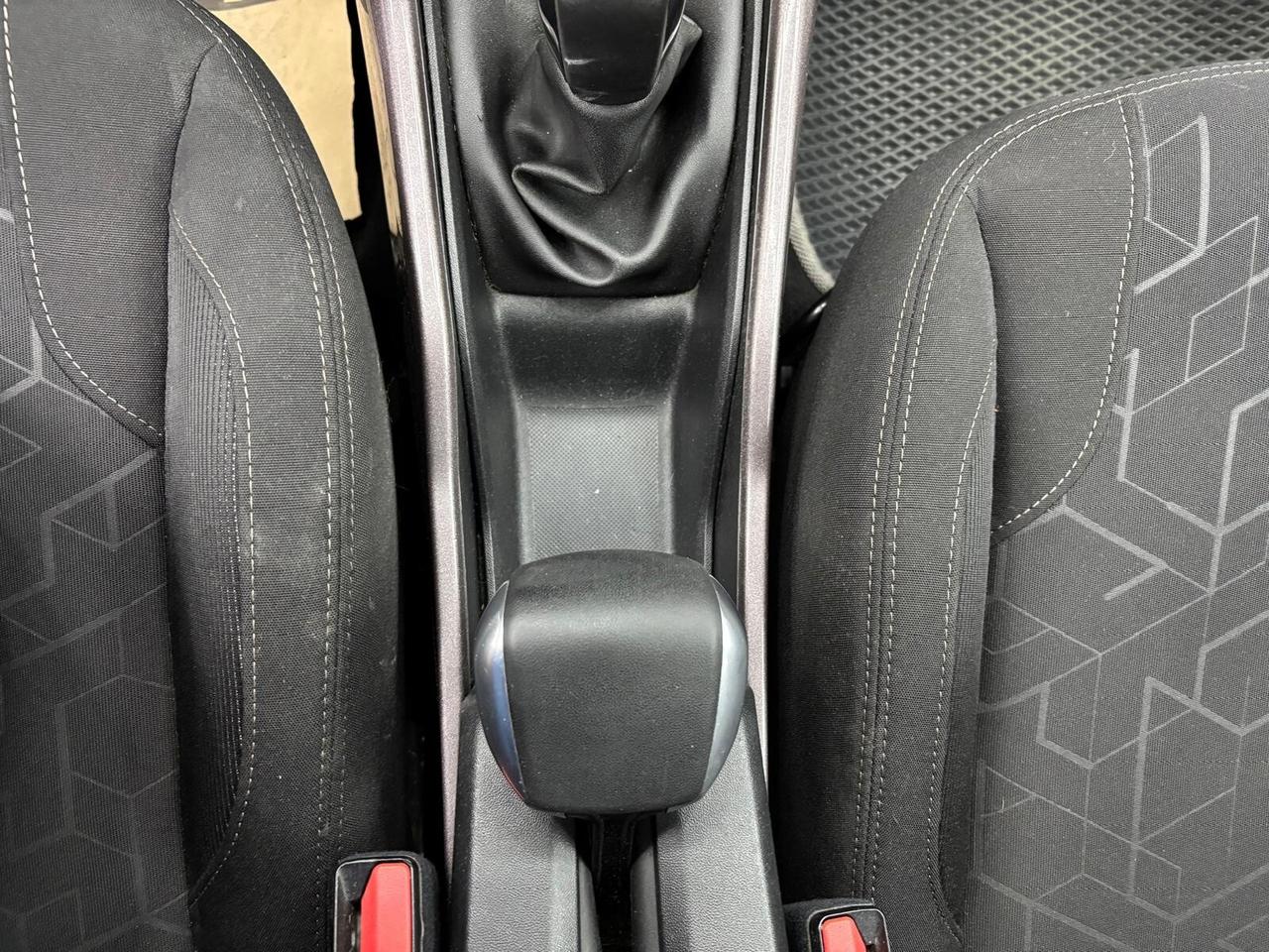 Peugeot 2008 BlueHDi 100 Black Matt