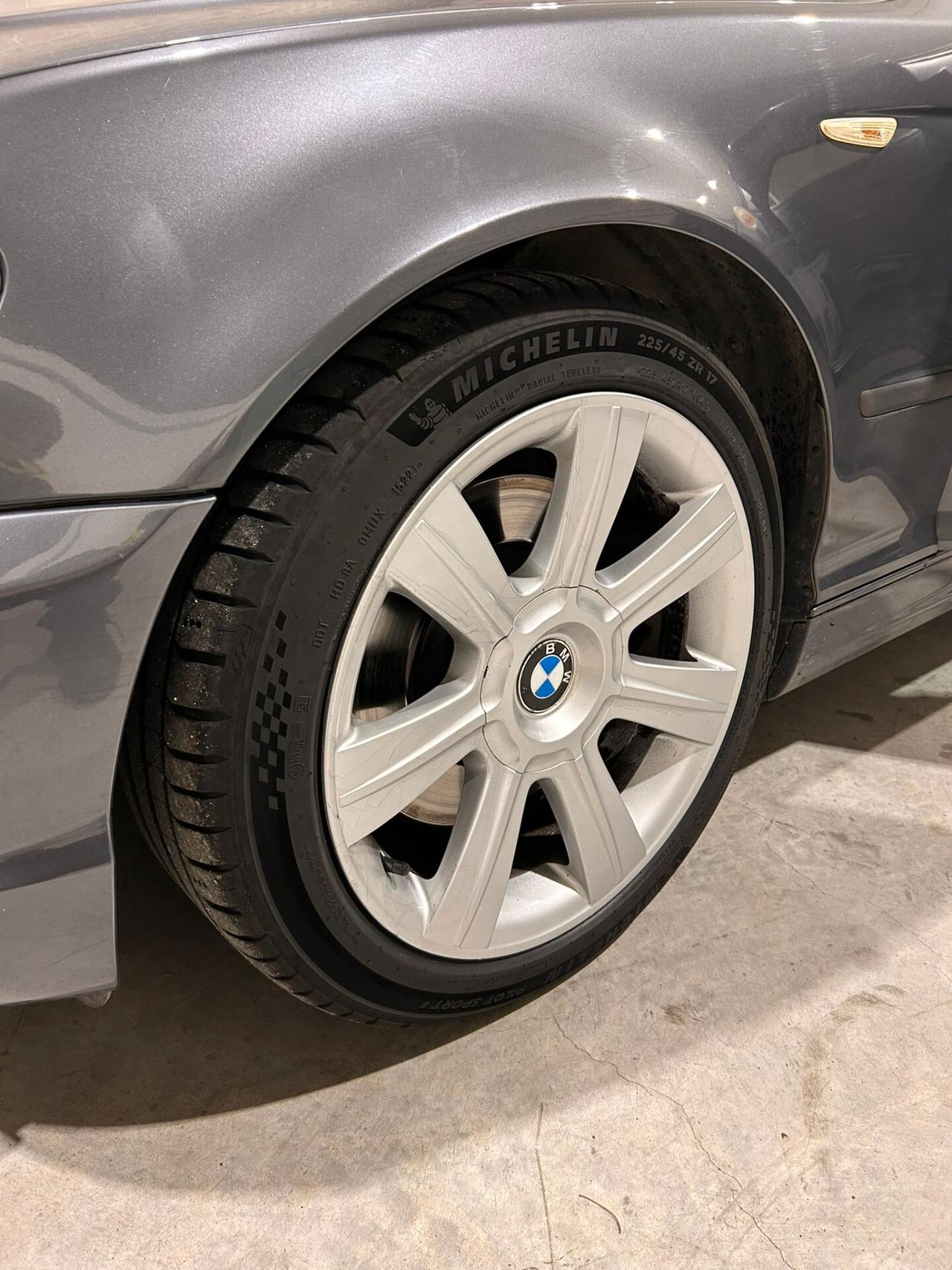 Bmw 330 330d turbodiesel cat 4 porte Attiva