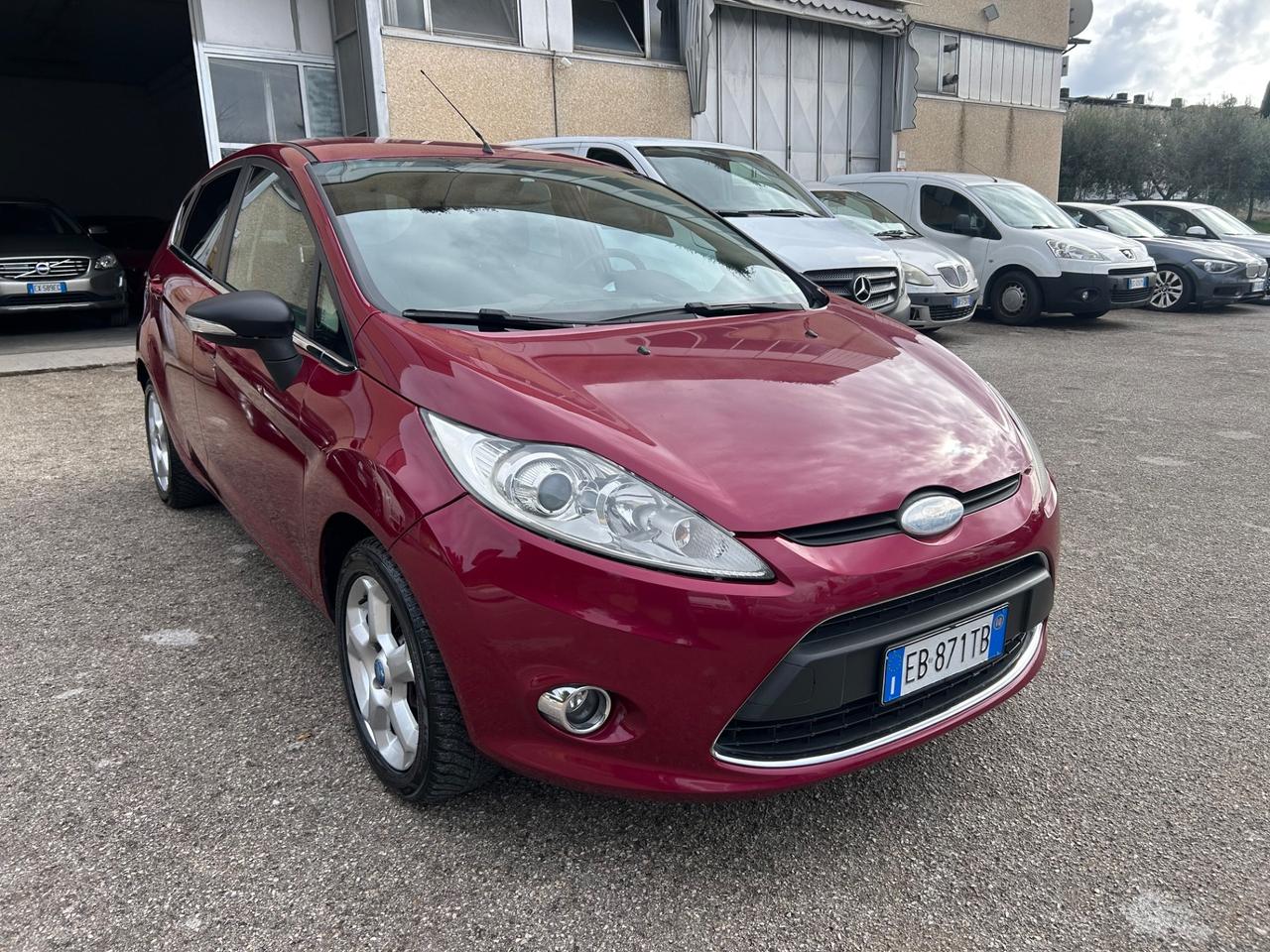 Ford Fiesta 1.4 TDCi 5p. Titanium
