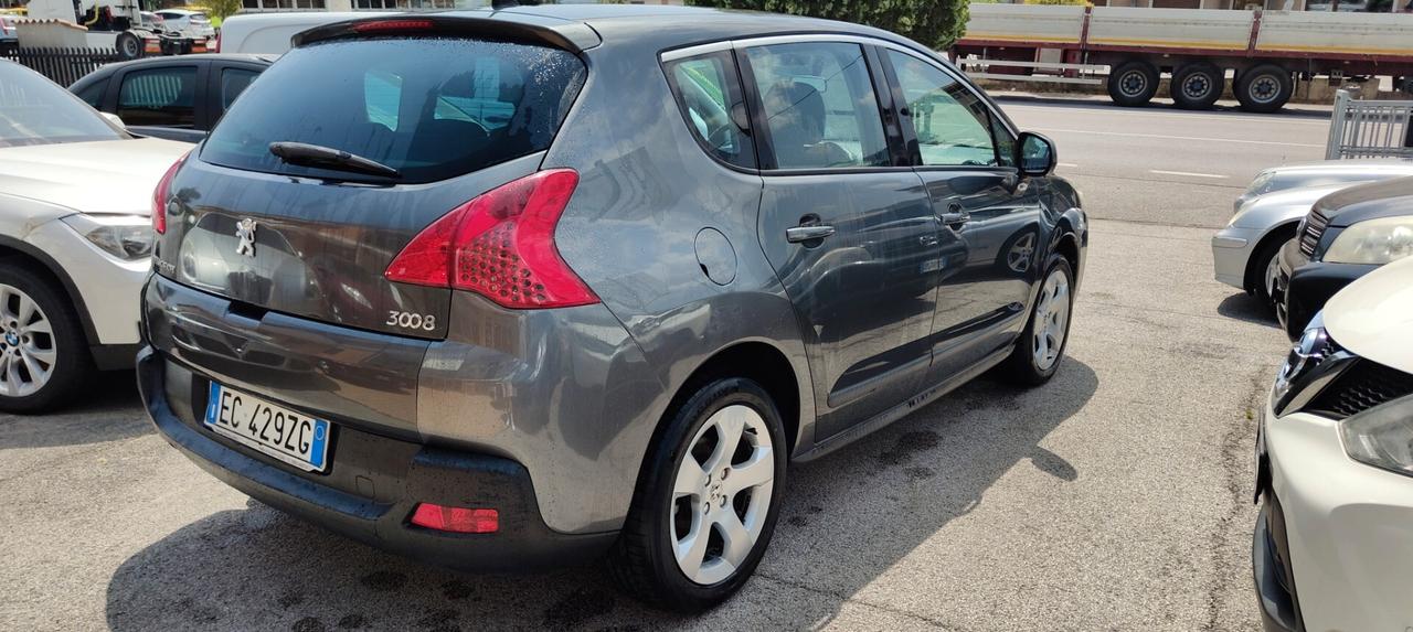Peugeot 3008 1.6 HDi 110CV Outdoor