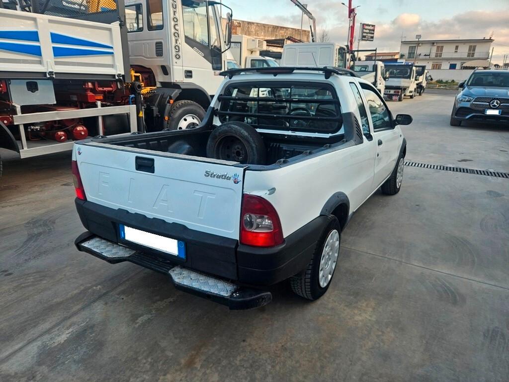 FIAT STRADA 1.9 JTD PICK-UP-2006