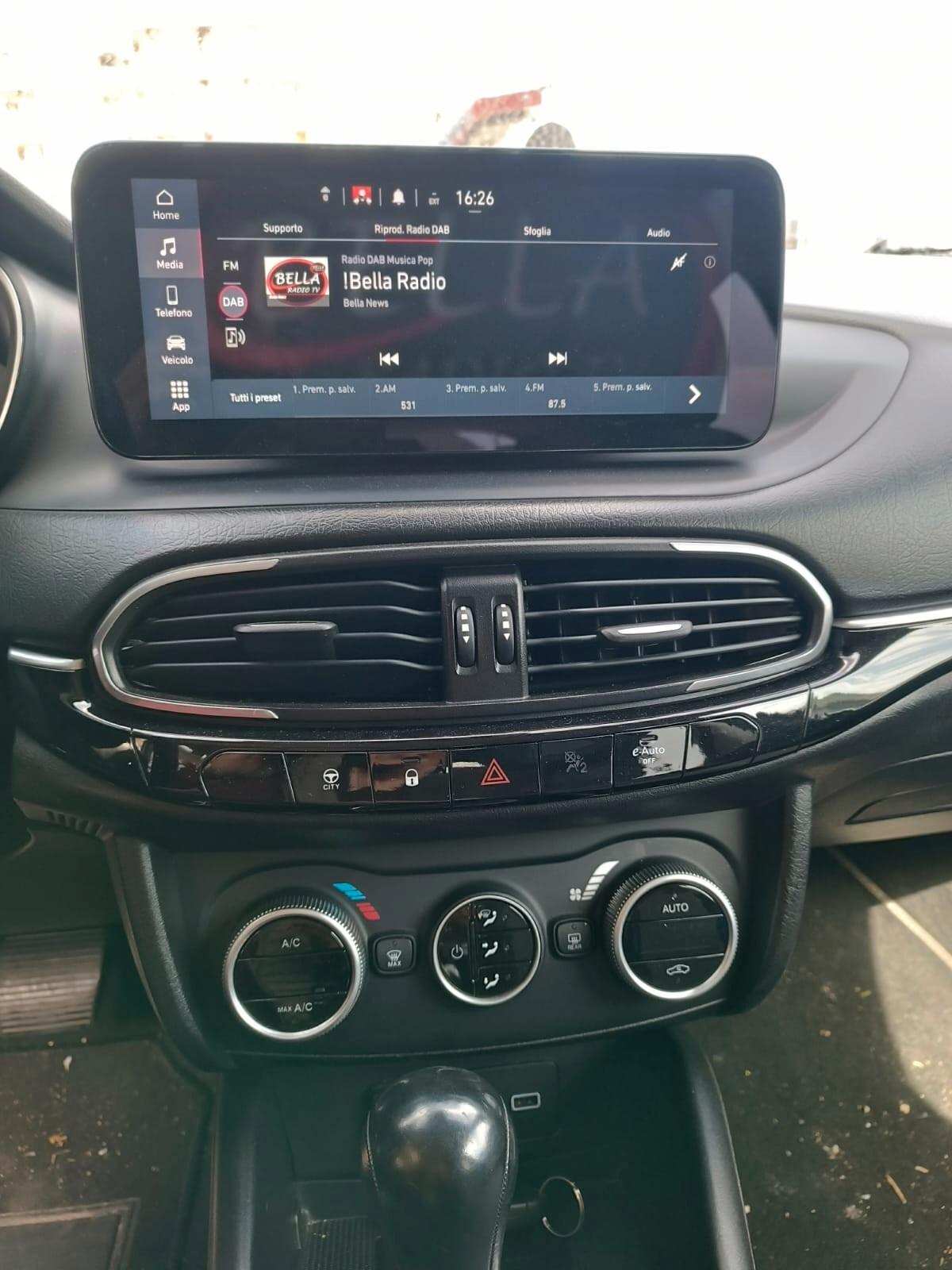 Fiat Tipo 1.5 Hybrid DCT SW Cross
