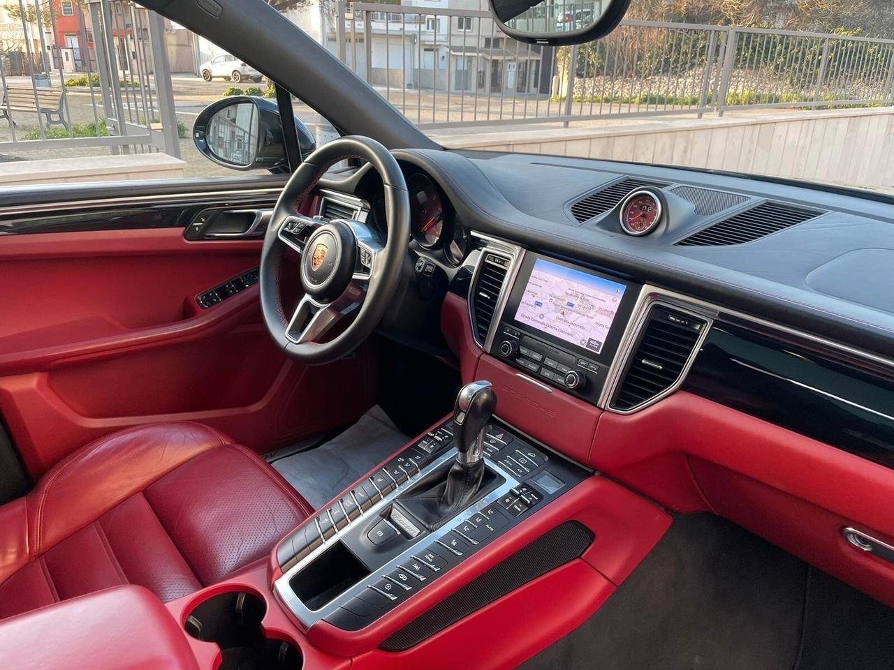 Porsche Macan 3.0 S Diesel , ALL. TURBO, INTERNI ROSSI, TETTO, FULL FULL