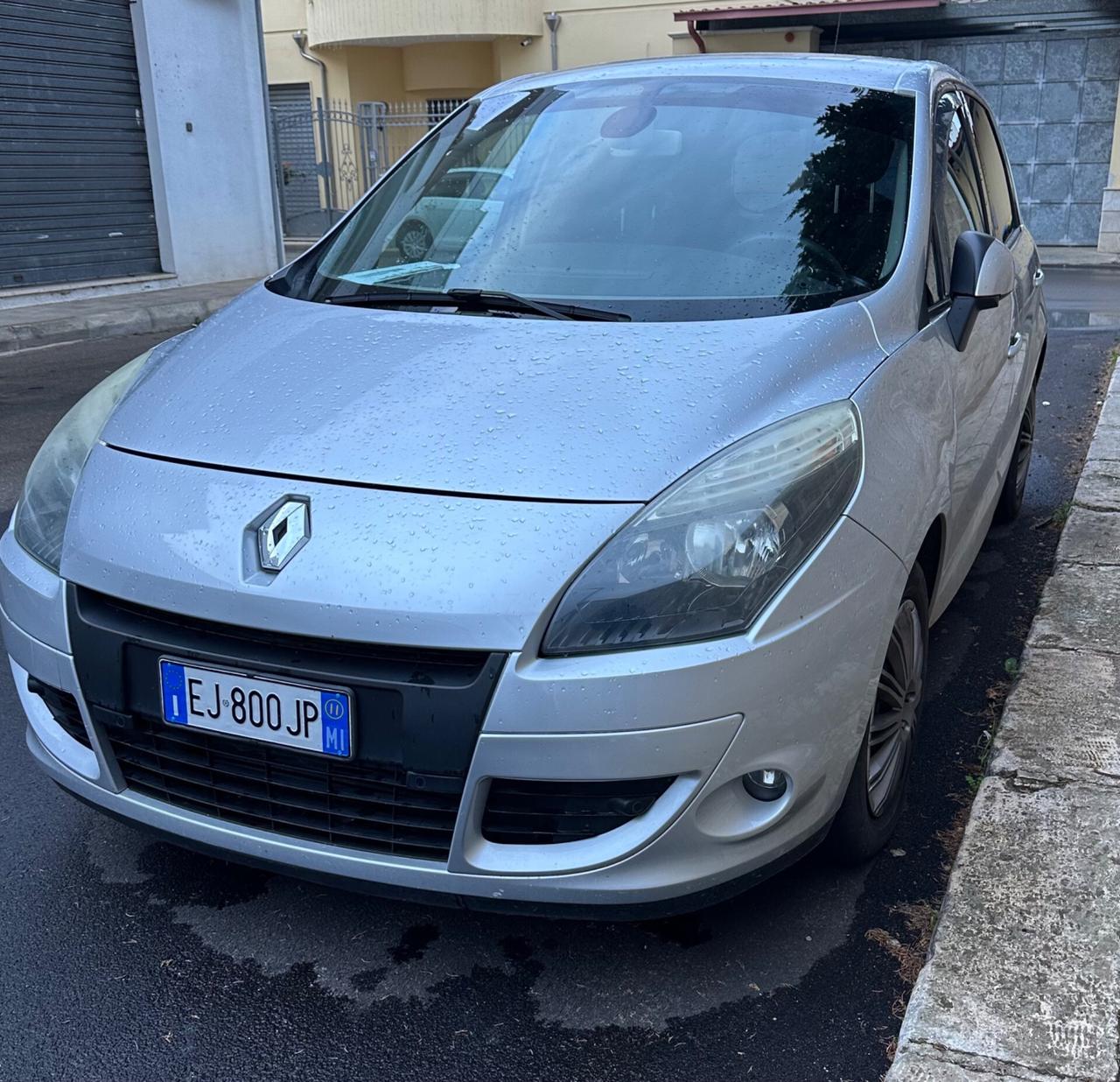 Renault Scenic Diesel FULL