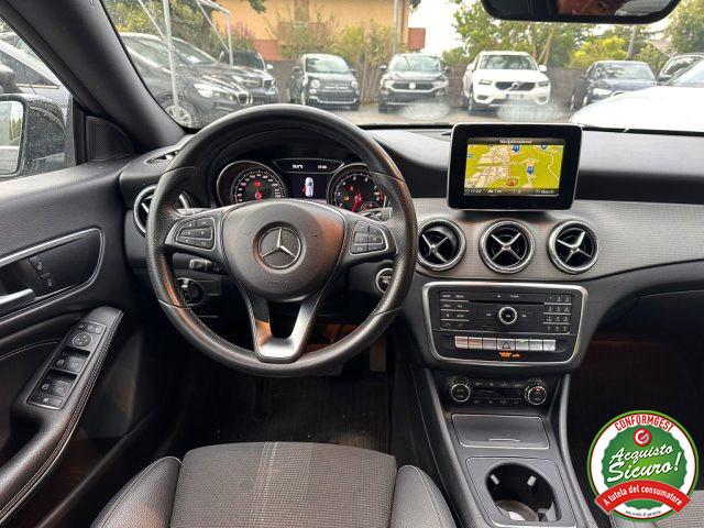 MERCEDES-BENZ CLA 200 S.W. Premium Automatica