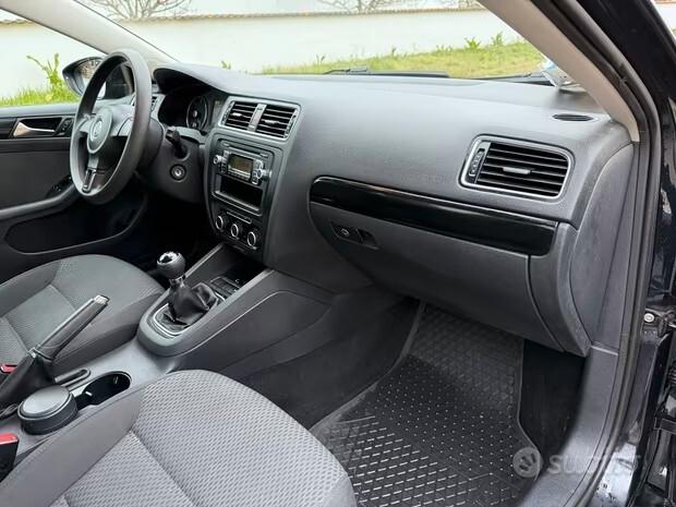 Volkswagen Jetta 1.6 TDI BlueMotion Technology