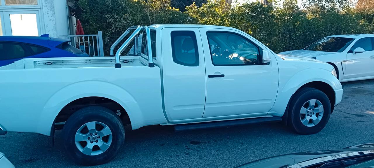 Nissan Navara 2.5 dCi 2 porte King Cab