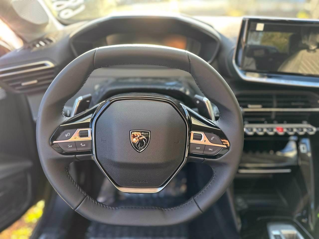 PEUGEOT 208 II 2023 - 208 1.2 hybrid Allure 110cv e-dcs 6