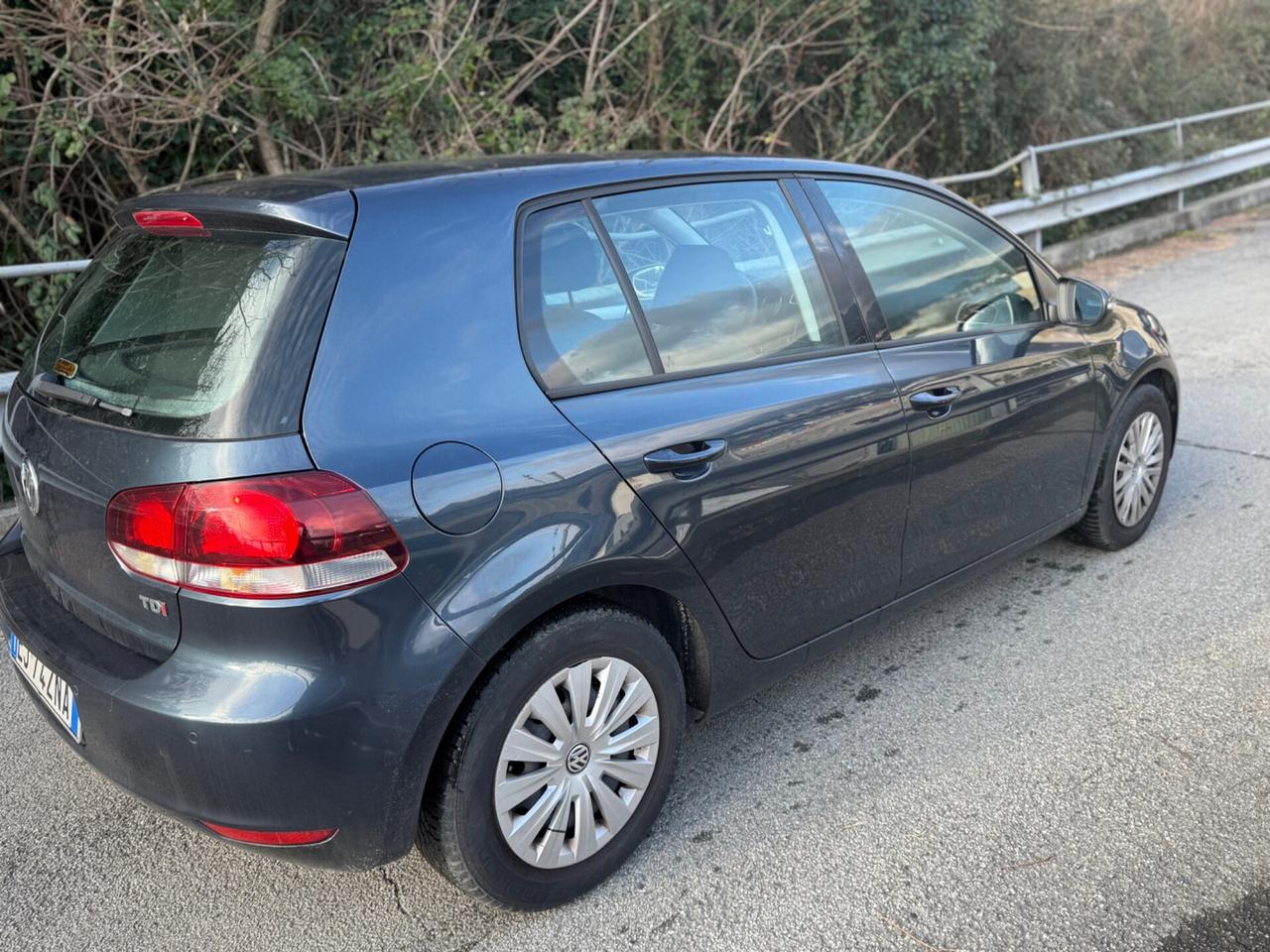 Volkswagen Golf 1.6 TDI DPF 5p. Highline