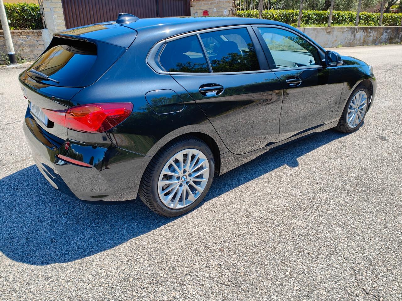 Bmw 116 5p. Business