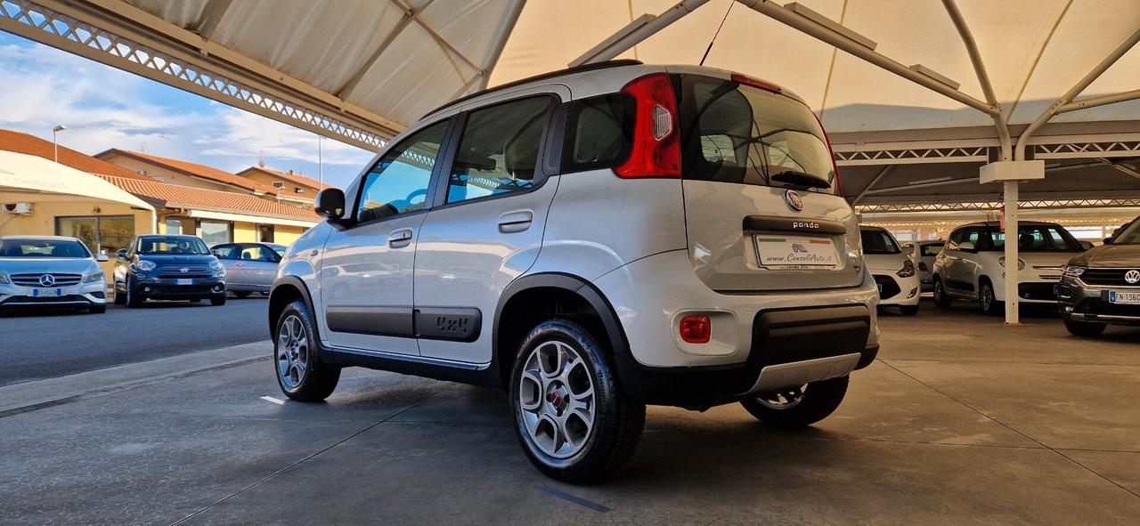 Fiat Panda 4X4 1.3 Mjt 75cv S&S LOUNGE