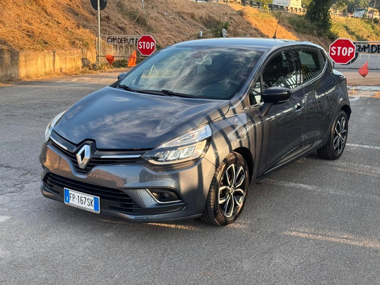 Renault Clio dCi 8V 90 CV Start&Stop 5 porte Energy Duel