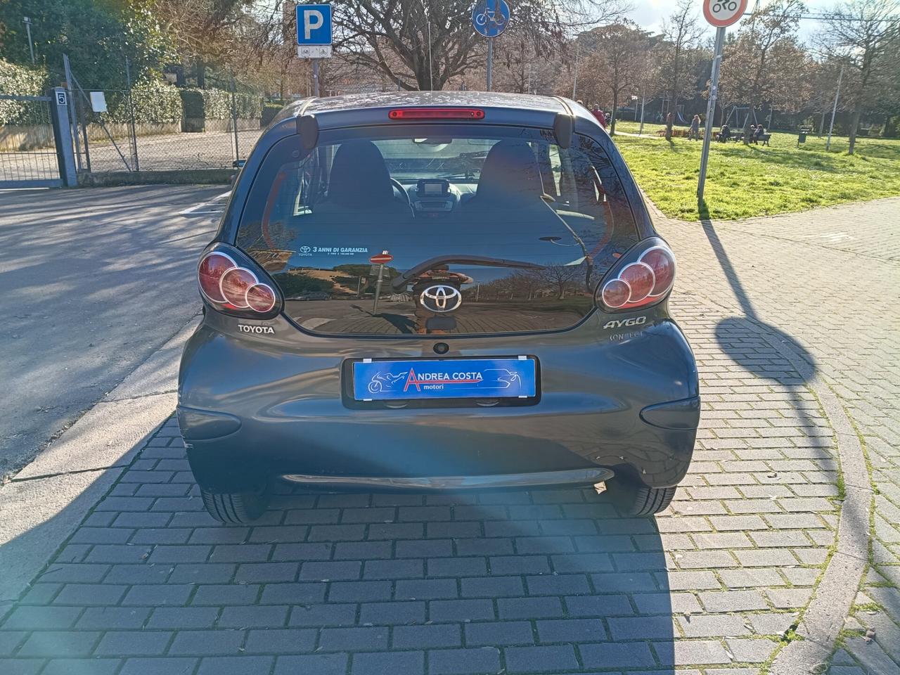 Toyota Aygo 1.0 12V VVT-i 5 porte Active