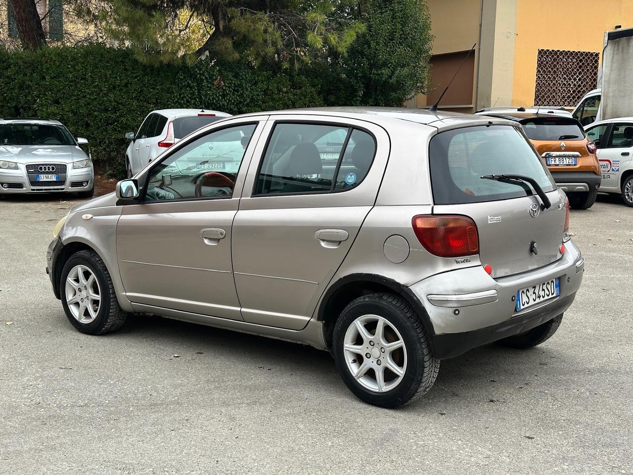 Toyota Yaris 1.0i 16V cat 5 porte Sol X Neopatentati