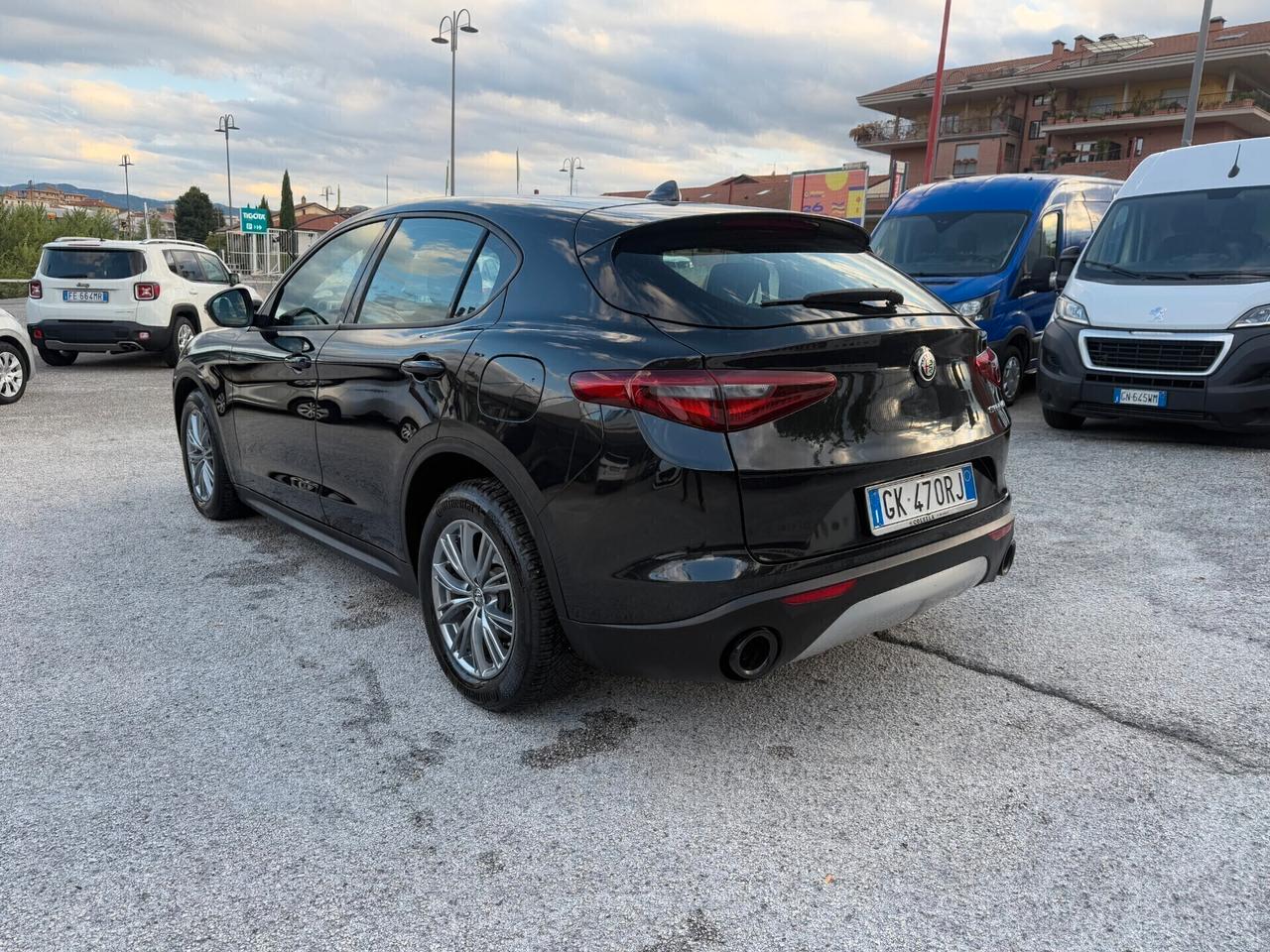 Alfa Romeo Stelvio 2.2 Turbodiesel 160 CV AT8 RWD Super Business