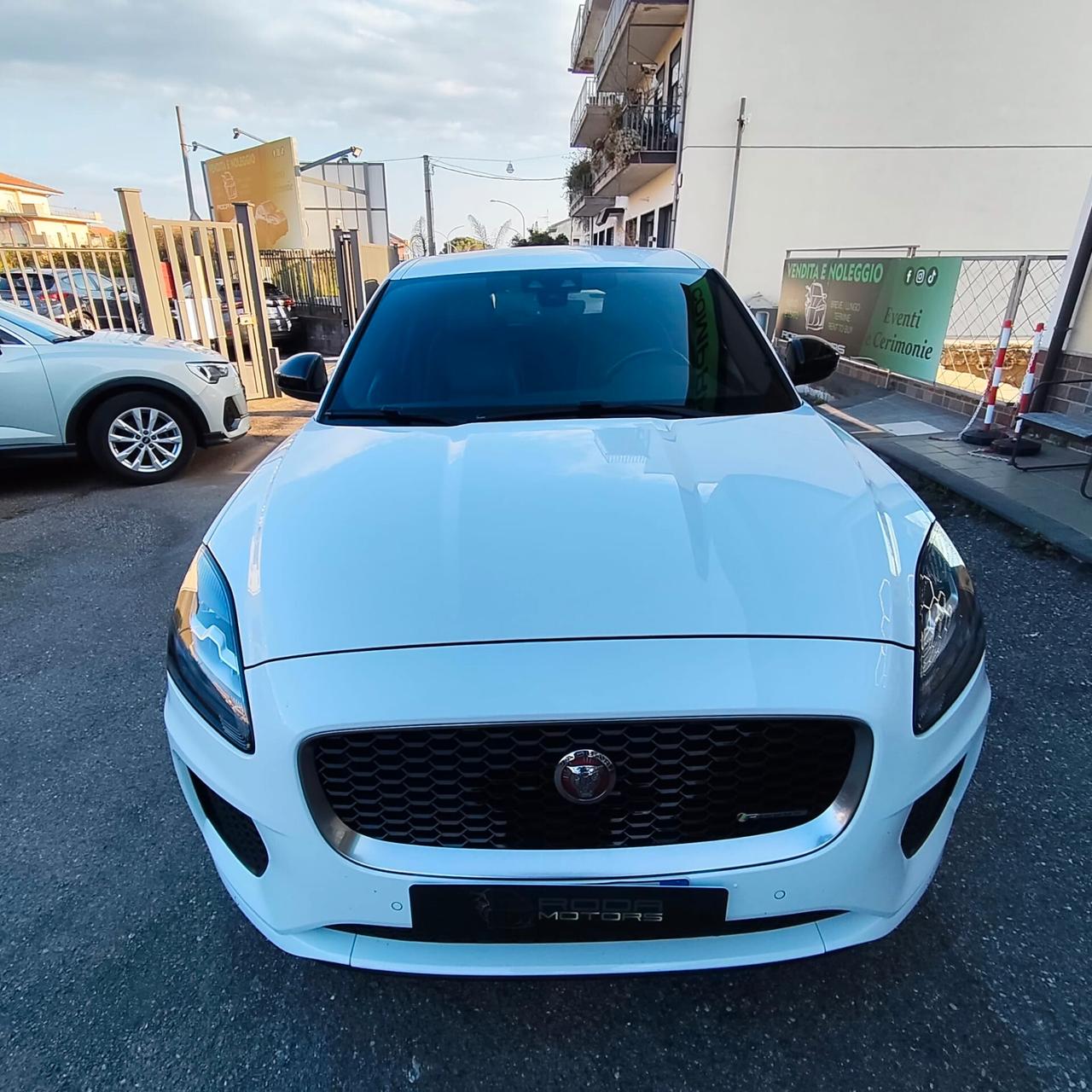 Jaguar E-Pace 2.0D 150 CV AWD aut. R-Dynamic SE