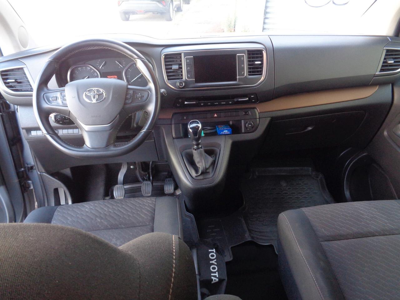 Toyota Proace Verso 1.5D L0 D Executive