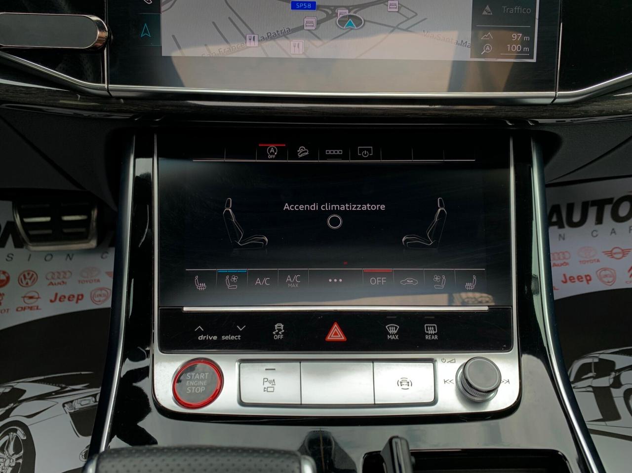 Audi Q8 RS TFSI V8 quattro tiptronic