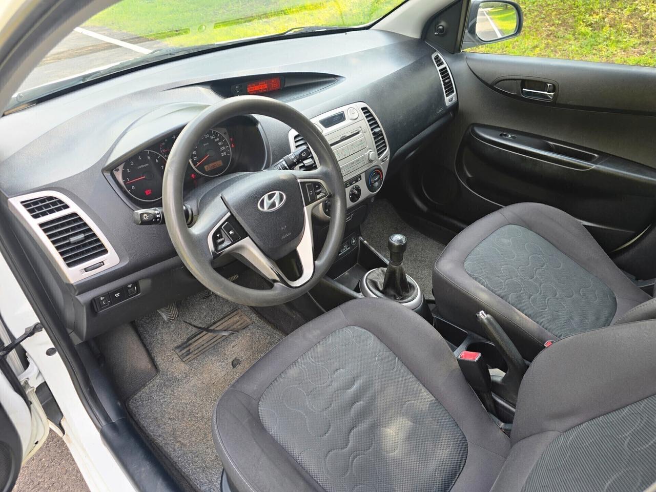 Hyundai i20 1.0 GPL ANNO 10/2009 OK PER NEOPATENTATI