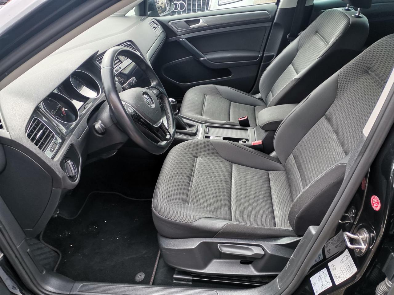 Volkswagen Golf 5 Porte Golf 5p 1.6 tdi Sport 115cv