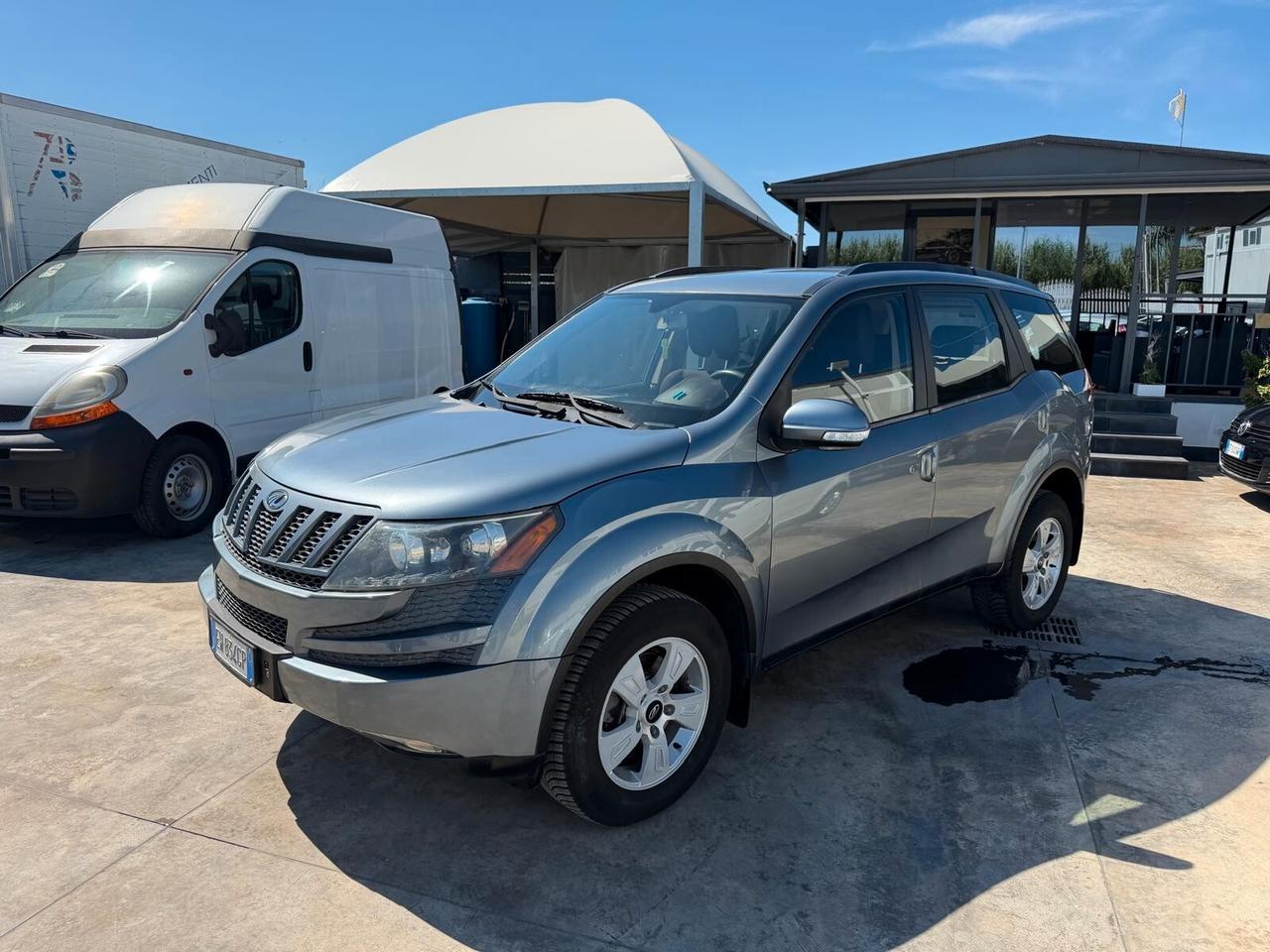 Mahindra XUV500 2.2 16V AWD W8