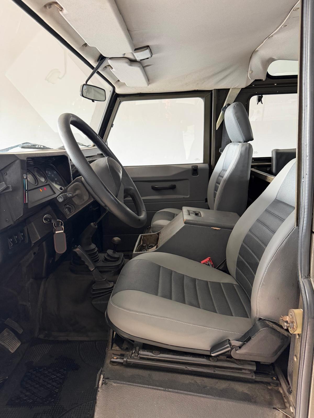 Land Rover Defender 90 2.5 Td5 Station Wagon