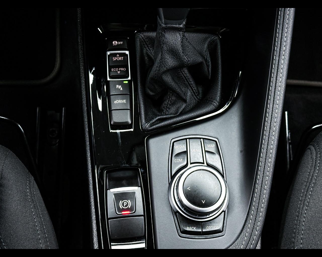 BMW X2 (F39) - X2 xDrive25e Business-X