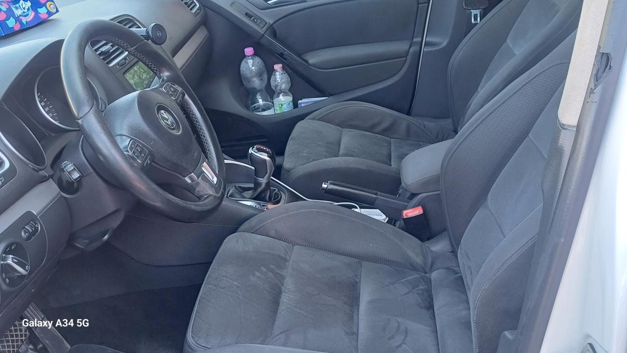 Volkswagen Golf 1.6 TDI DPF DSG 5p. Highline