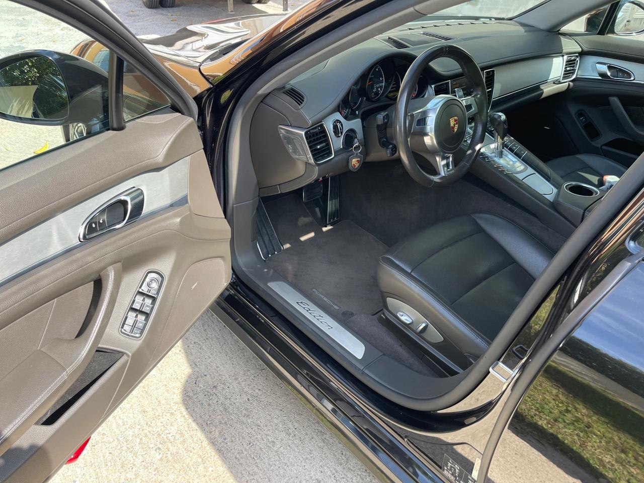 Porsche Panamera 4.0 4S Diesel (PERMUTA)