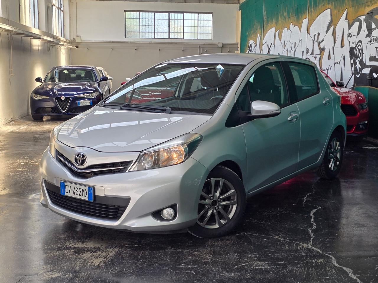 Toyota Yaris 1.4 D-4D 5 porte Lounge