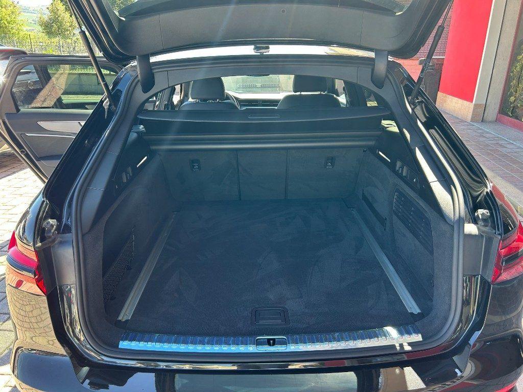 Audi A6 Avant 40 2.0 TDI quattro S tronic S Line