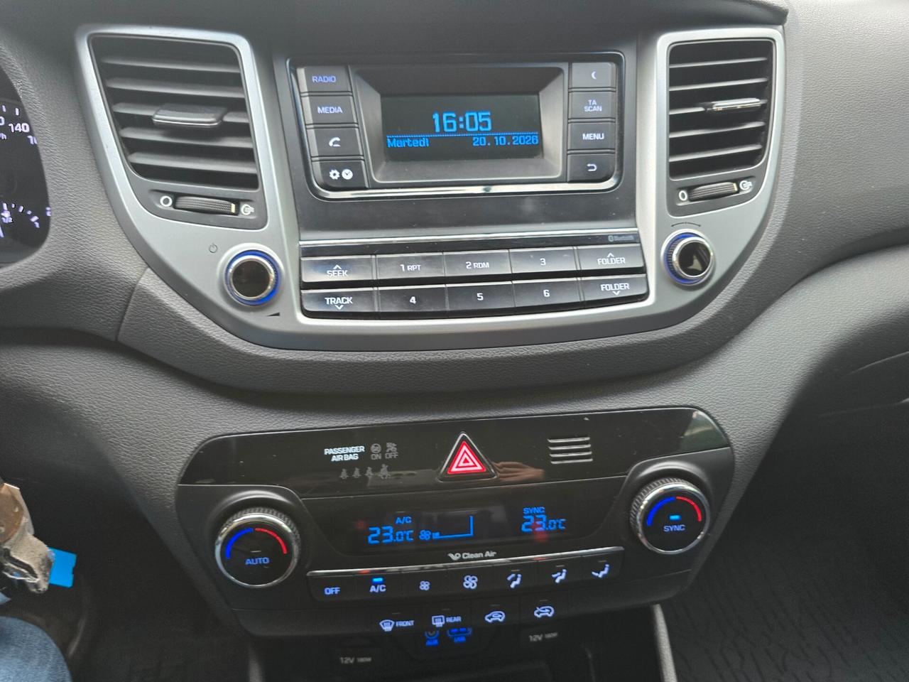 Hyundai Tucson 1.6BENZ 132CV euro6 -2016
