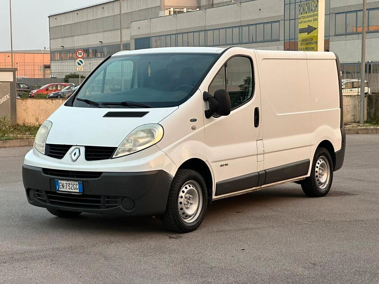 RENAULT TRAFIC con ARIA CONDIZIONATA! SUPER PREZZO!