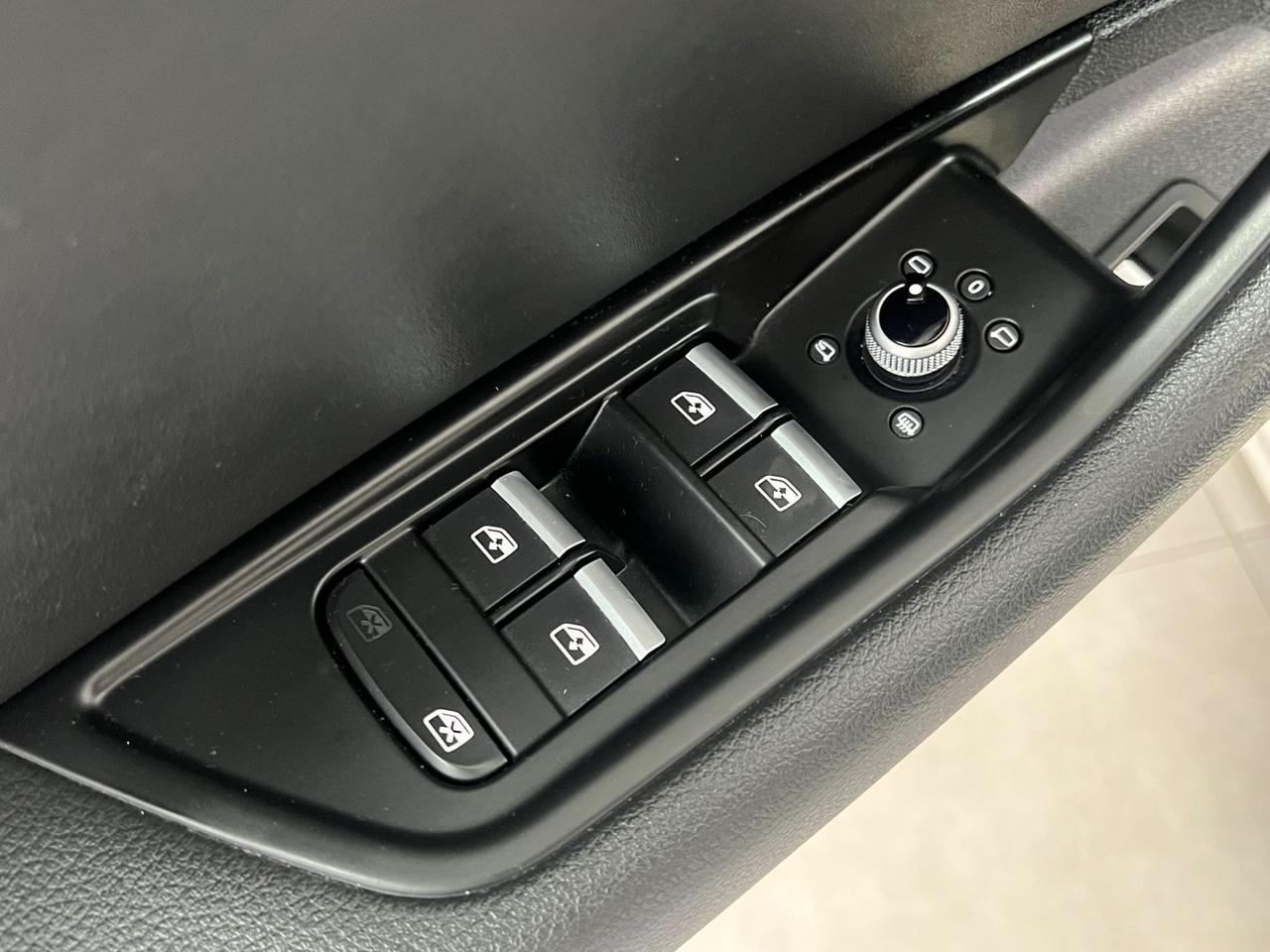 AUDI A4 V 2019 Allroad Quattro A4 Allroad 40 2.0 tdi mhev Identity Contrast quattro 204cv s-tronic