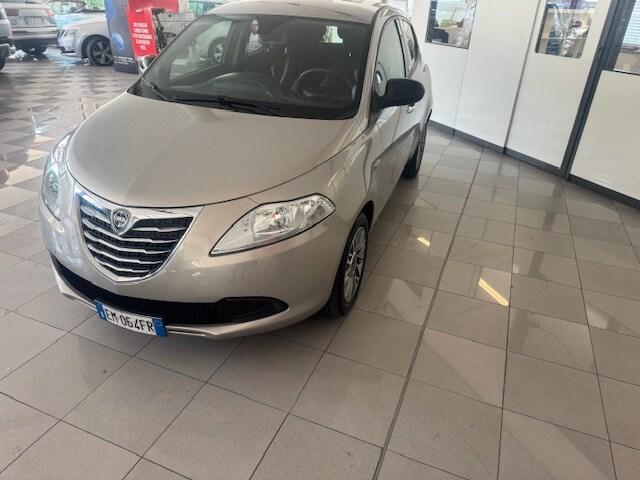LANCIA Ypsilon 3ª serie Ypsilon 1.2 69 CV 5 po...