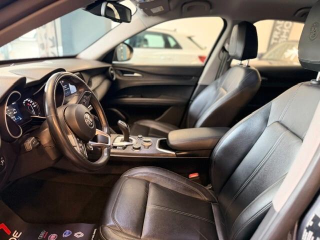 Alfa Romeo Stelvio 2.2 Turbodiesel 160 CV AT8 RWD Business