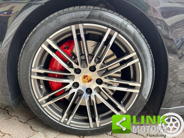 PORSCHE Panamera 4.8 GTS 440cv PDK