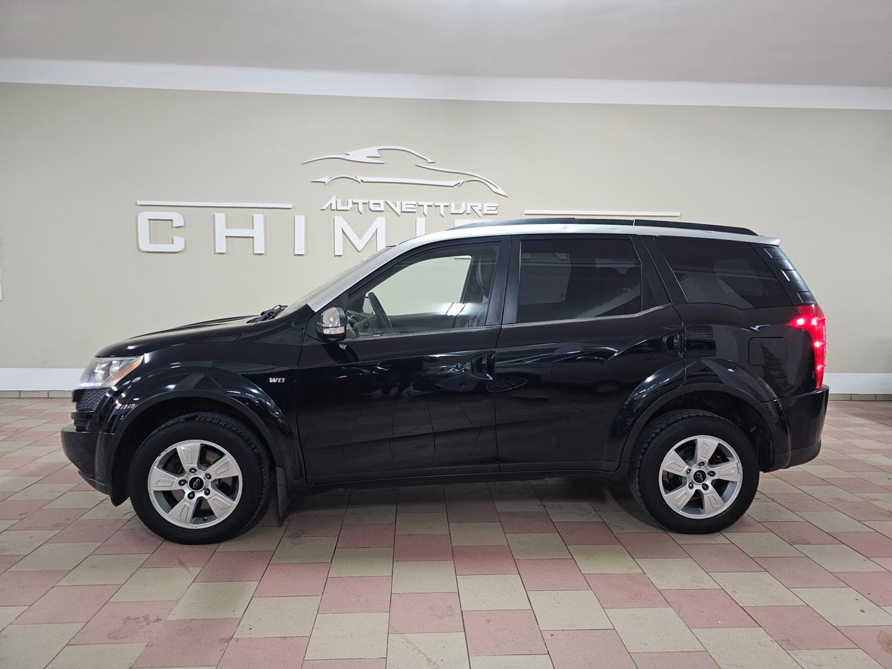 Mahindra XUV500 2.2 16V AWD W8