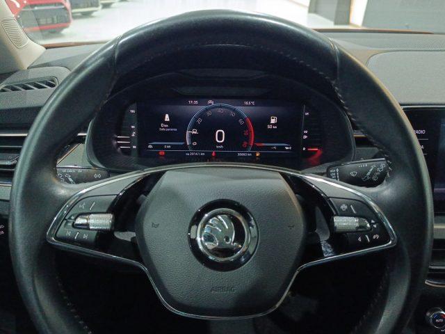 SKODA Kamiq 1.0 TSI 110 CV Black Dots