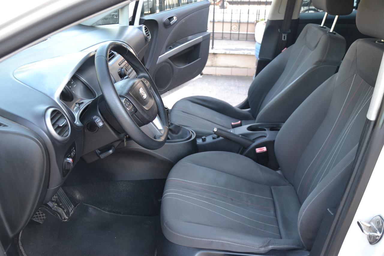 Seat Leon 1.6 TDI 105CV **UNIPRO'**LEGGI NOTE**PREZZO VERO**